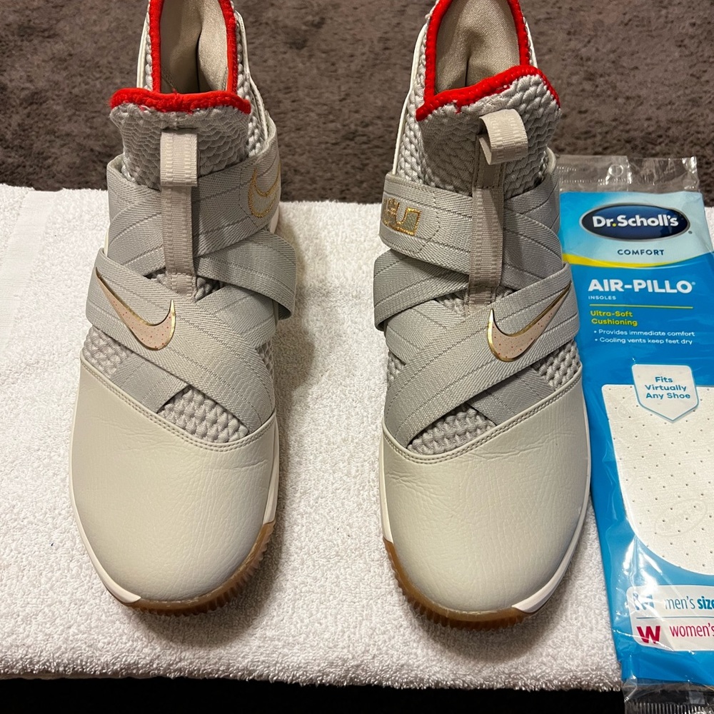 Nike LeBron Soldier 12. Pre-owned Size 12.